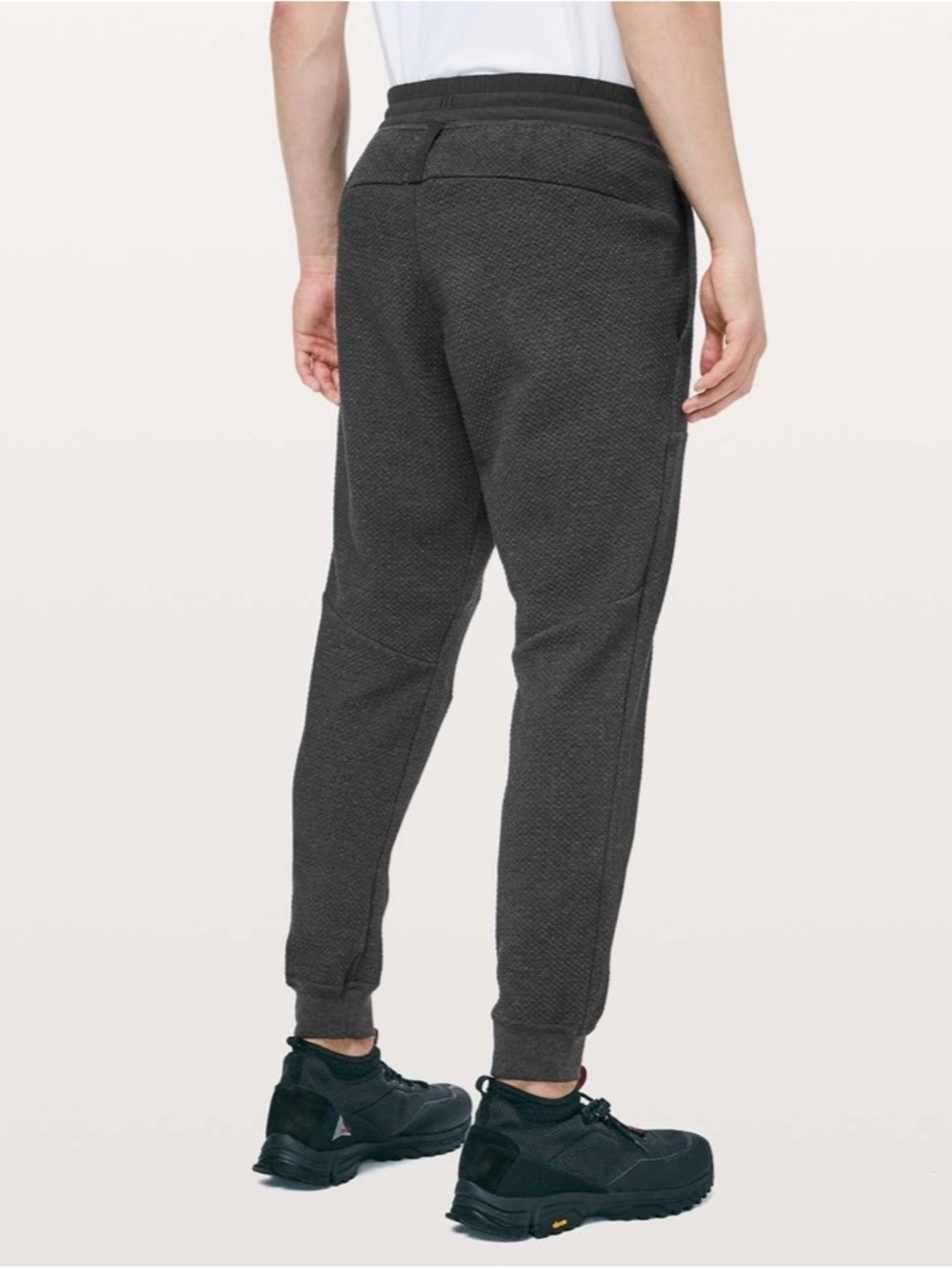 Lululemon At Ease Jogger
Heathered Black Men’s Small - Picture 2 of 16